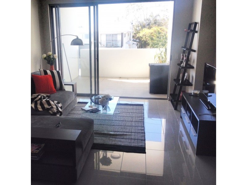 104/64 Kates Street, Morningside QLD 4170