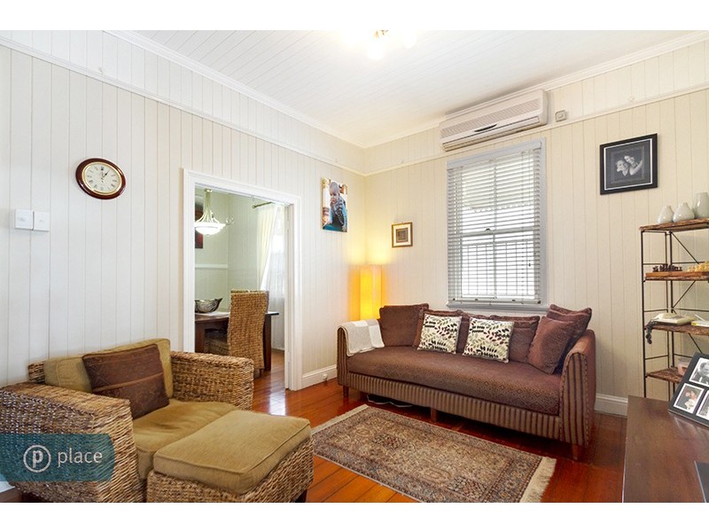 16 Enright Street, Oxley QLD 4075