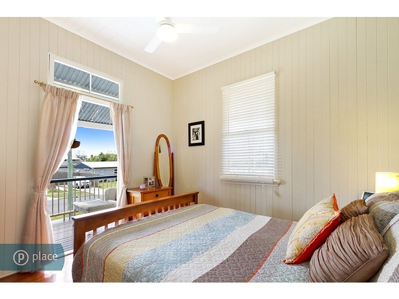 16 Enright Street, Oxley QLD 4075