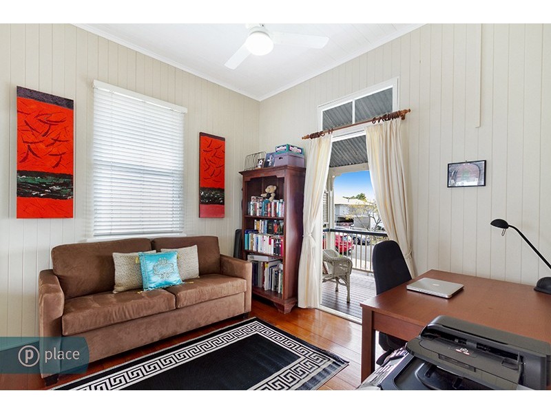 16 Enright Street, Oxley QLD 4075