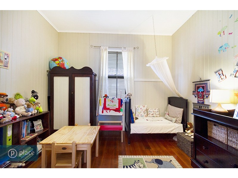 16 Enright Street, Oxley QLD 4075