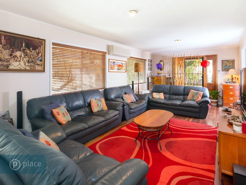 22 Halimah Street, Chapel Hill QLD 4069