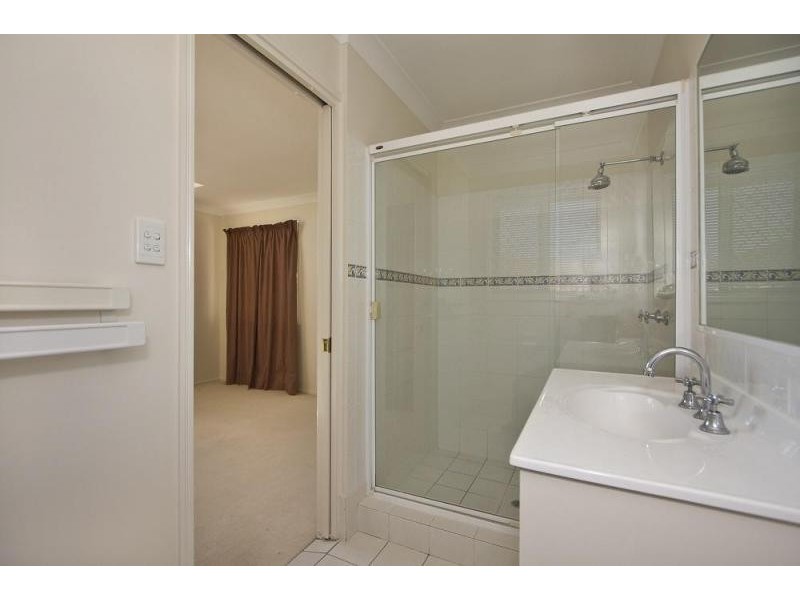 15 Amadeus Place, Westlake QLD 4074