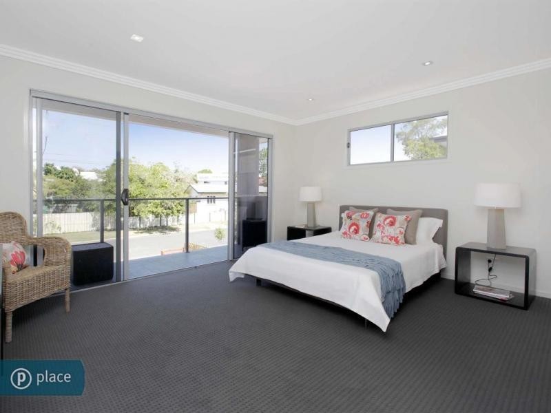 68 Park Terrace, Sherwood QLD 4075