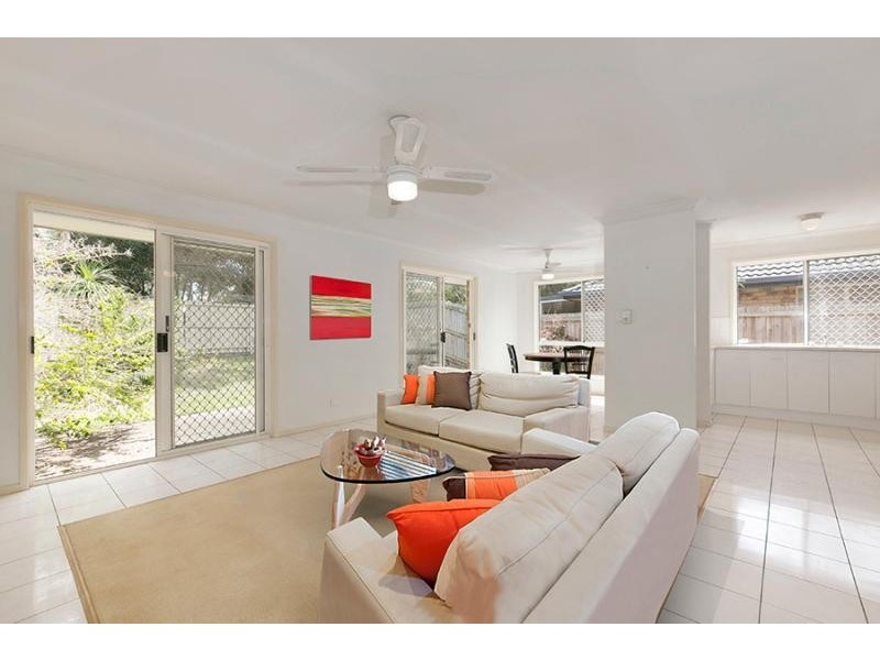 6 Mckenzie Place, Forest Lake QLD 4078