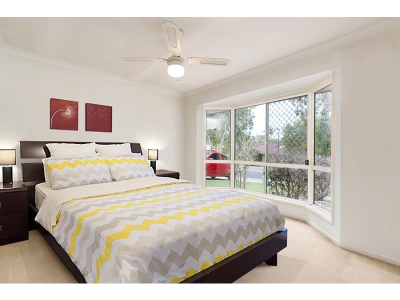 6 Mckenzie Place, Forest Lake QLD 4078