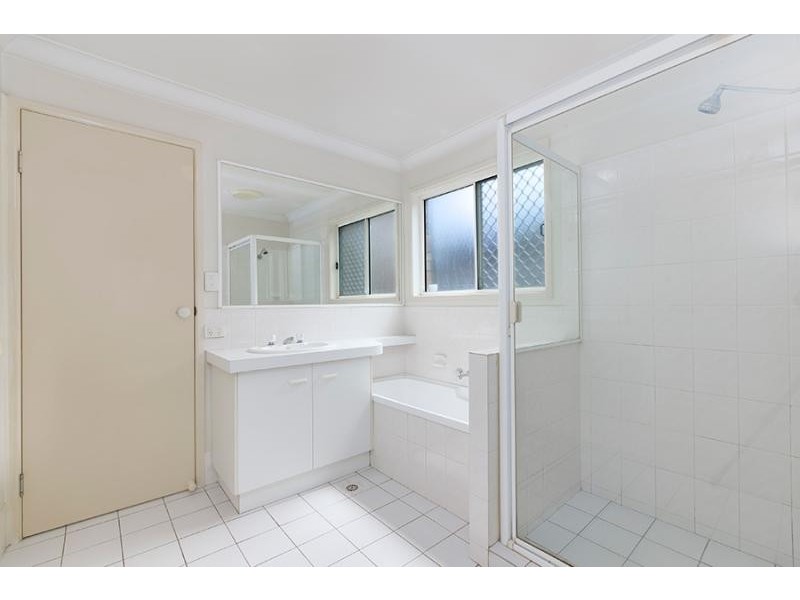 6 Mckenzie Place, Forest Lake QLD 4078