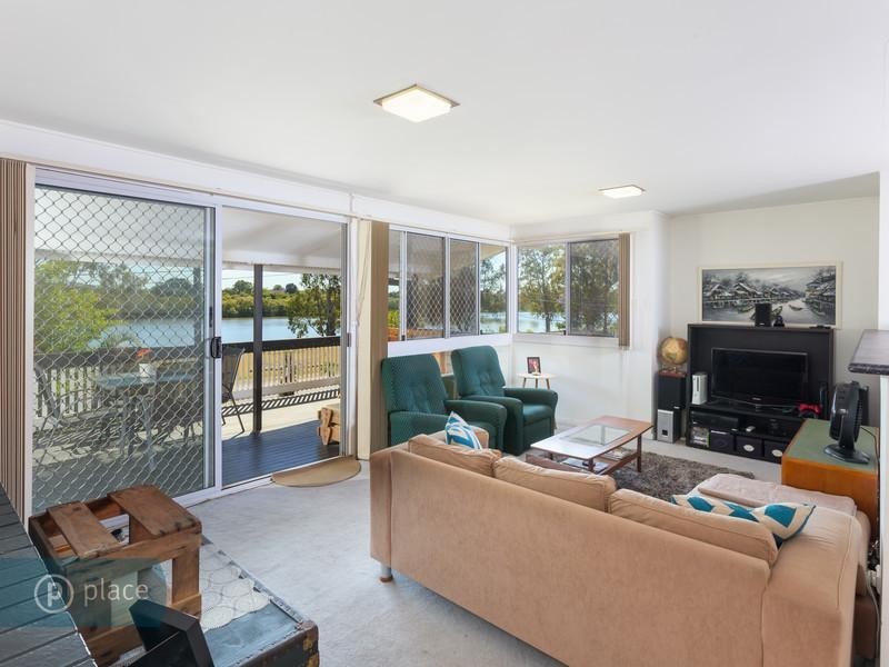 27 Nadine Street, Graceville QLD 4075