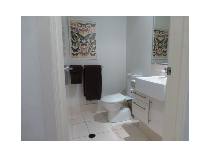 2/15 Adsett Street, Taringa QLD 4068