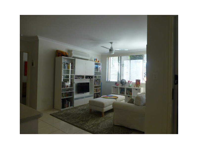 2/15 Adsett Street, Taringa QLD 4068