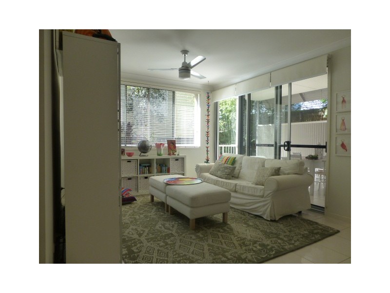 2/15 Adsett Street, Taringa QLD 4068