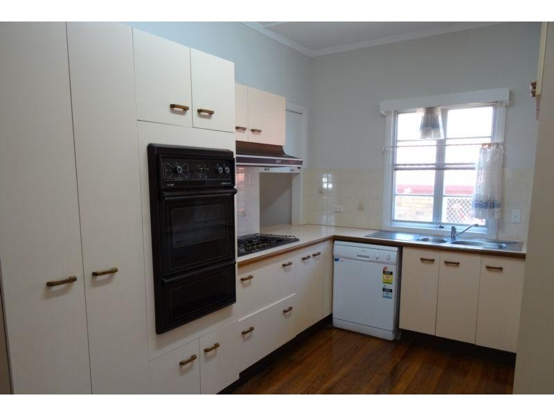 25 Hansen Street, Moorooka QLD 4105