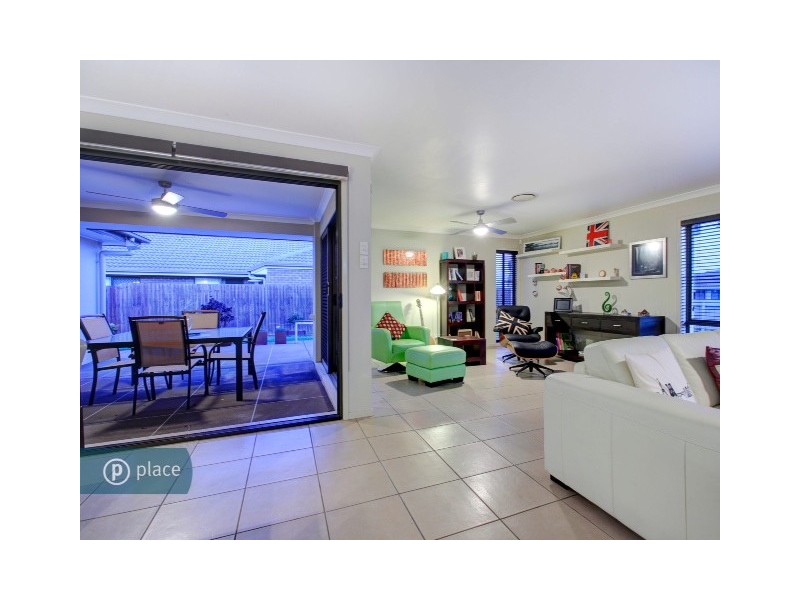 88 Parkwood Drive, Heathwood QLD 4110