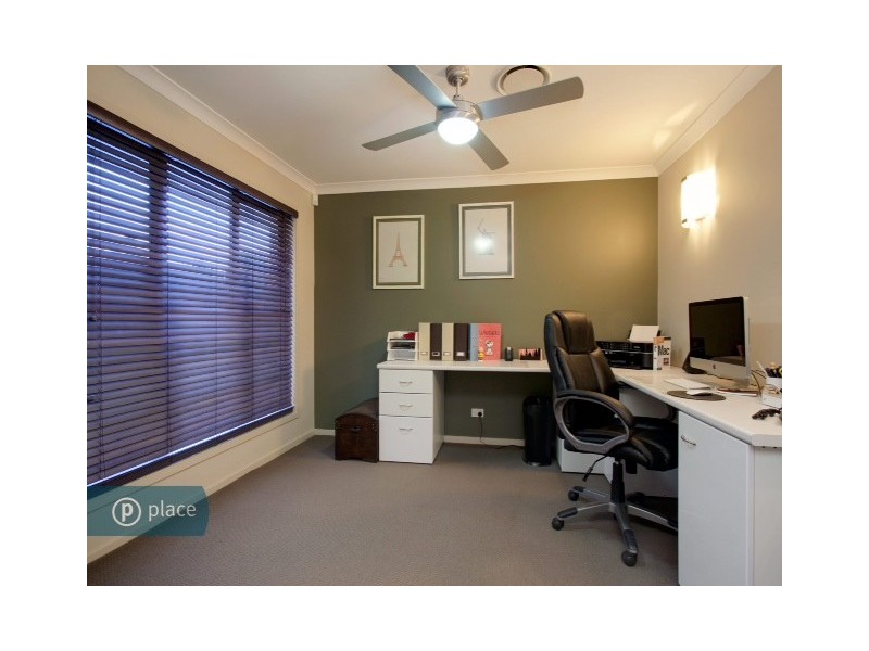 88 Parkwood Drive, Heathwood QLD 4110