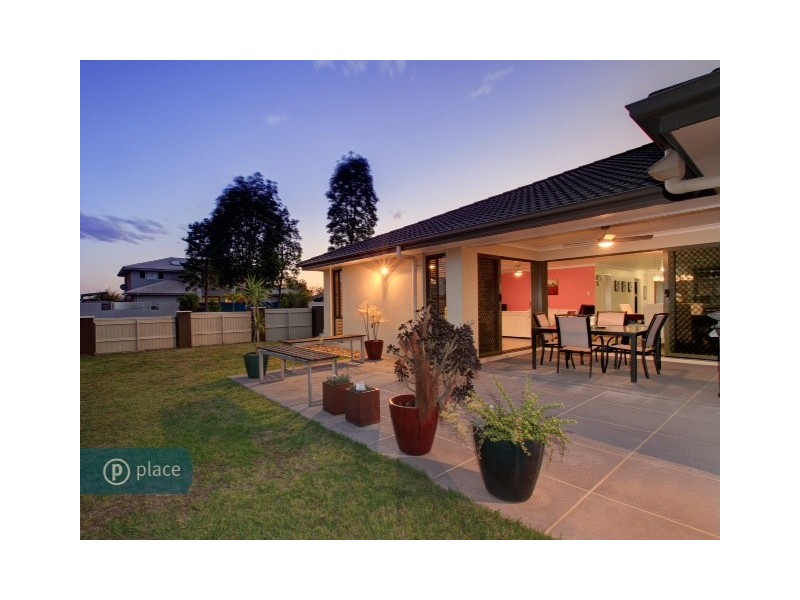 88 Parkwood Drive, Heathwood QLD 4110
