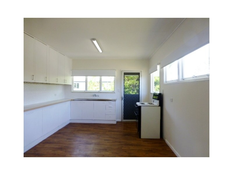 172 White Street, Graceville QLD 4075