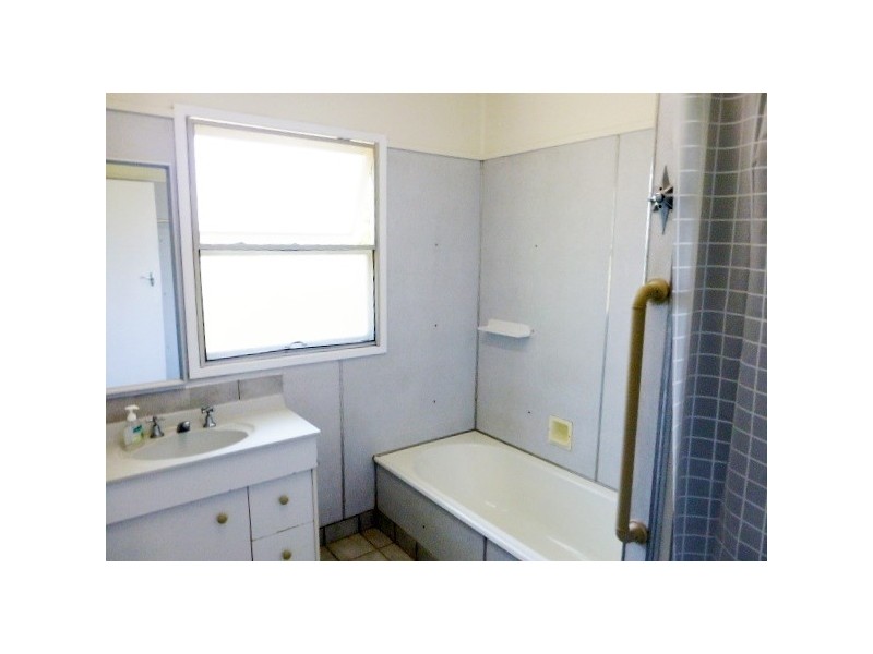 172 White Street, Graceville QLD 4075