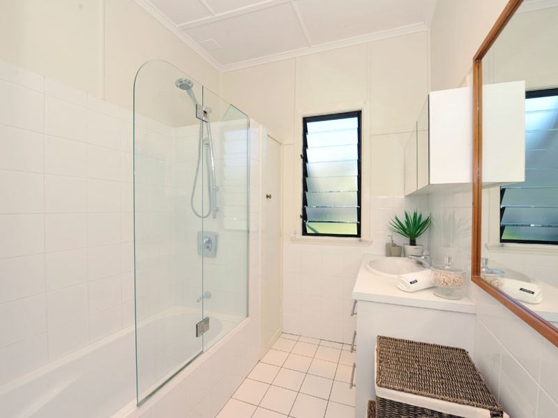 156 Victoria Avenue, Chelmer QLD 4068