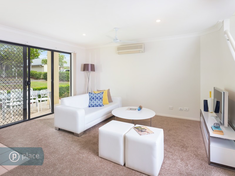 29/300 Cliveden Avenue, Corinda QLD 4075