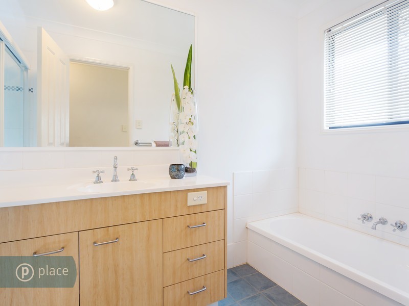 29/300 Cliveden Avenue, Corinda QLD 4075