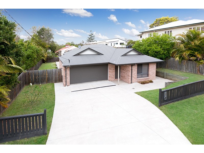 36 Campbell Terrace, Oxley QLD 4075