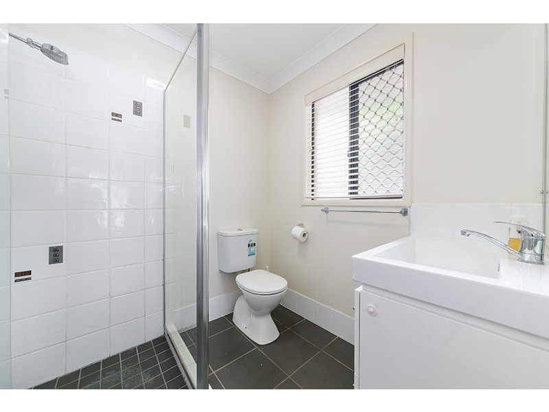 36 Campbell Terrace, Oxley QLD 4075