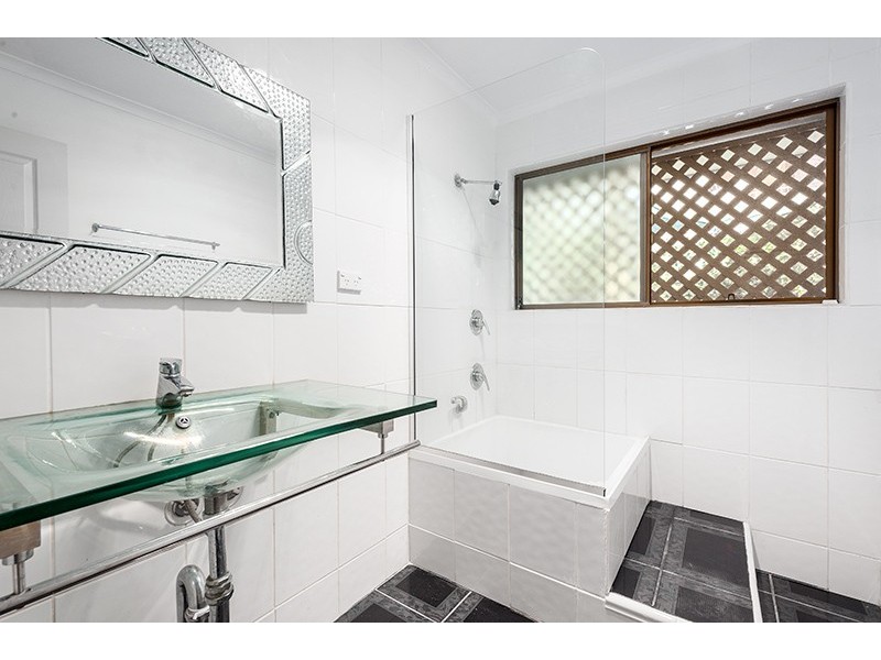 47 Deniven Street, Corinda QLD 4075