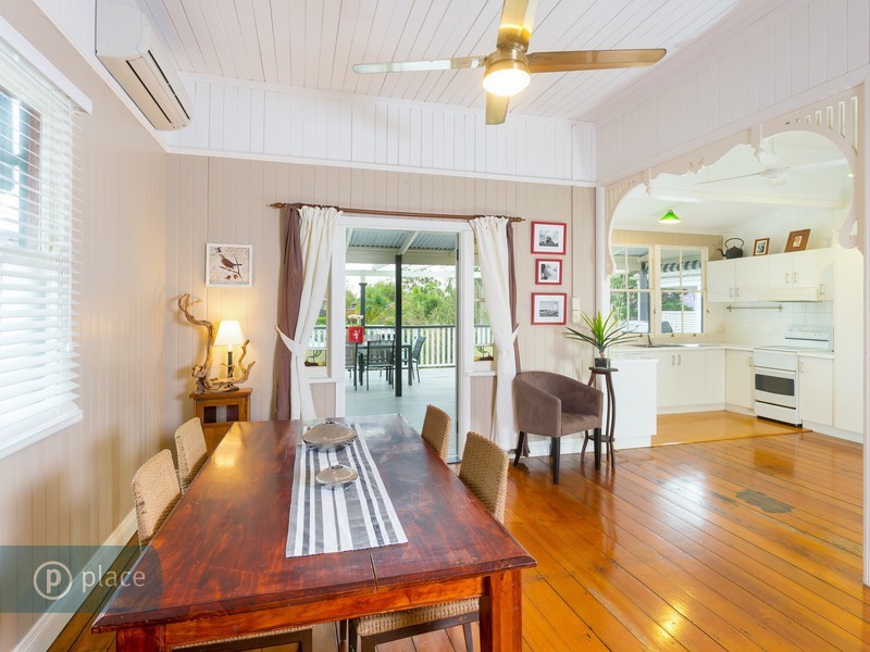 174 Strong Ave, Graceville QLD 4075