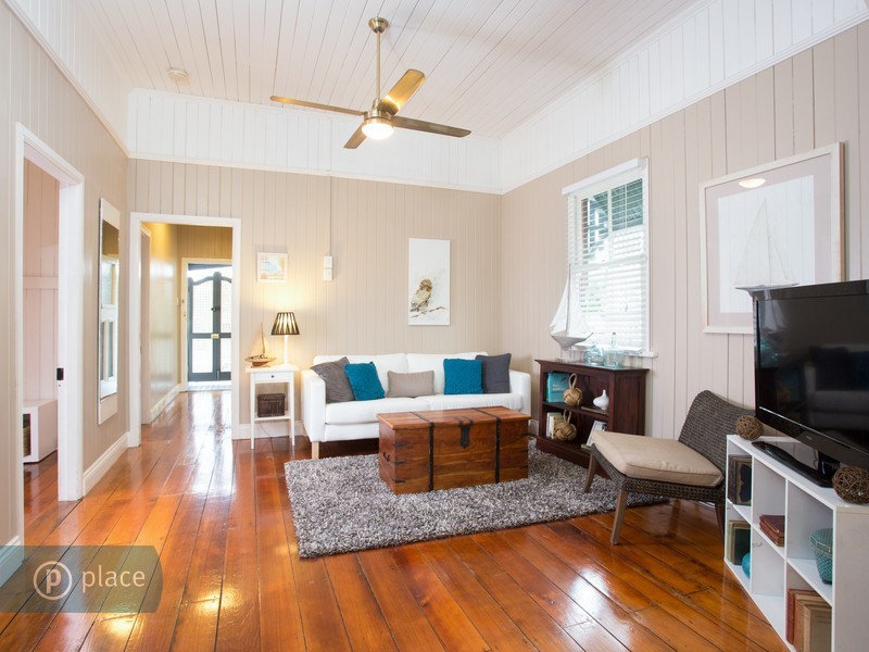 174 Strong Ave, Graceville QLD 4075