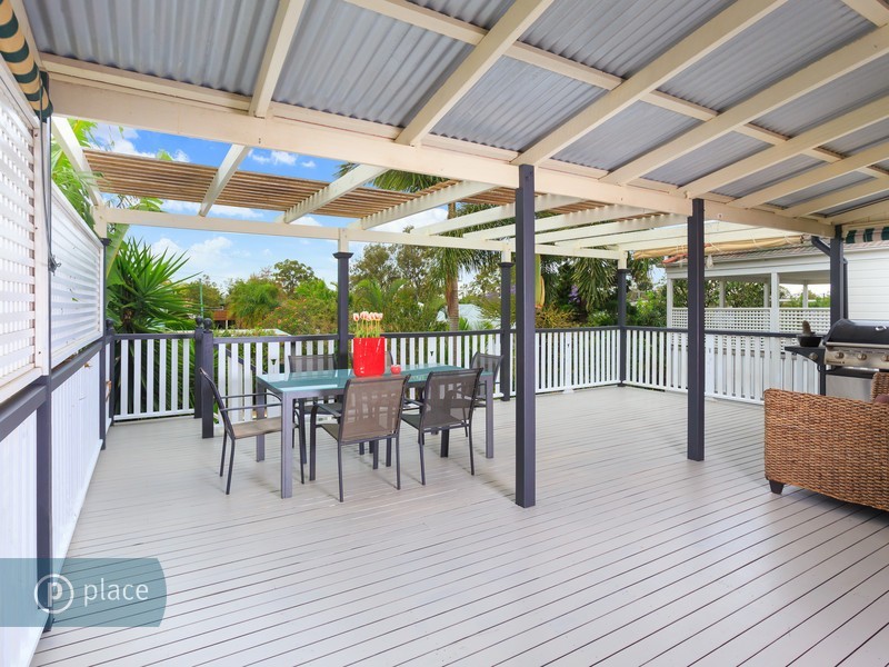 174 Strong Ave, Graceville QLD 4075