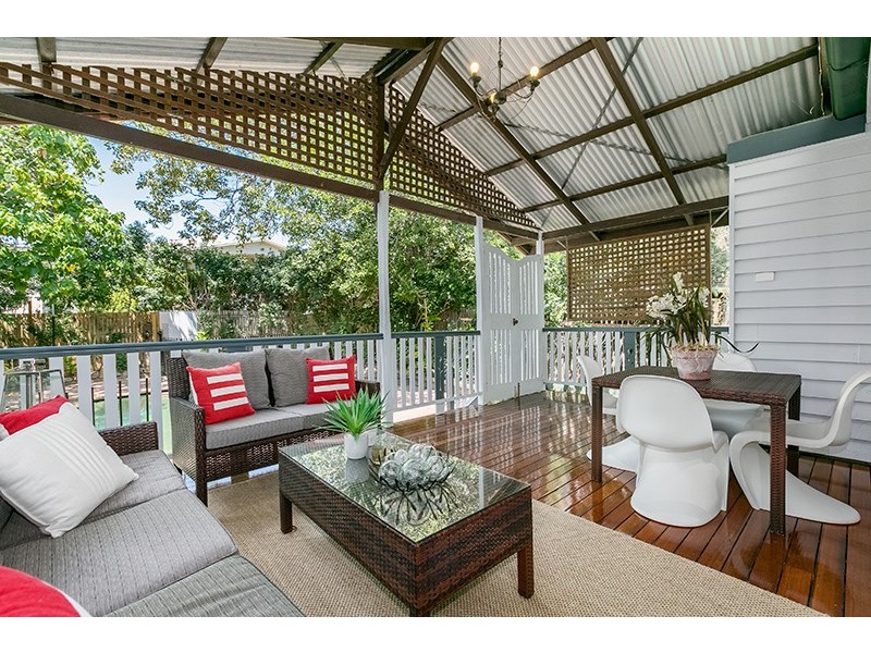 315 Long Street East, Graceville QLD 4075