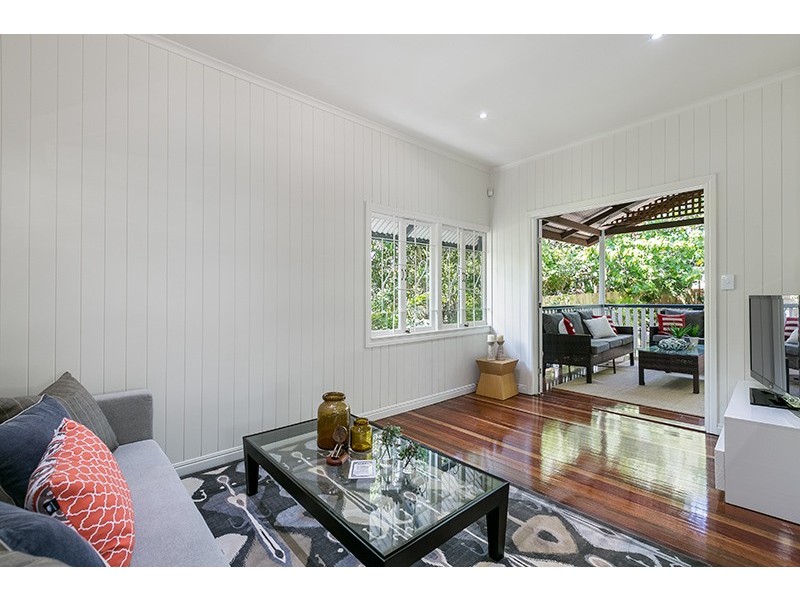 315 Long Street East, Graceville QLD 4075