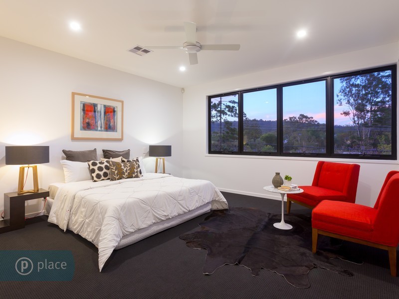 16 Thorpe St, Indooroopilly QLD 4068