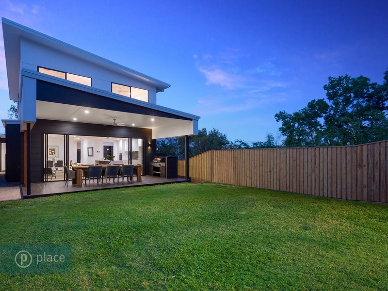 16 Thorpe St, Indooroopilly QLD 4068