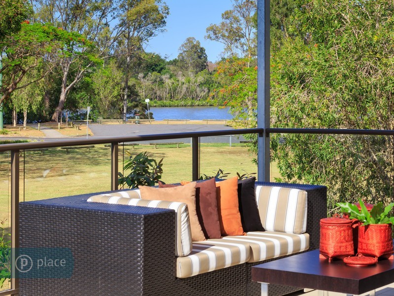 204 Graceville Avenue, Graceville QLD 4075