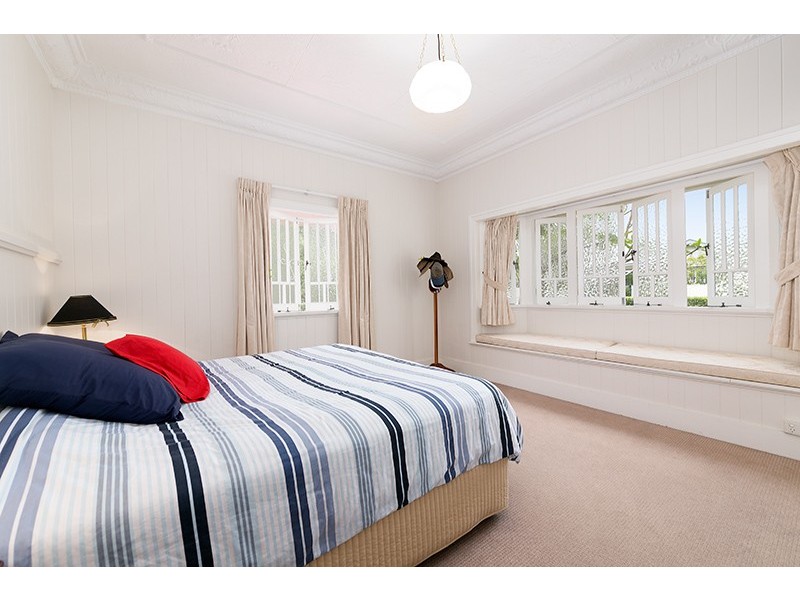 46 Verney Road West, Graceville QLD 4075