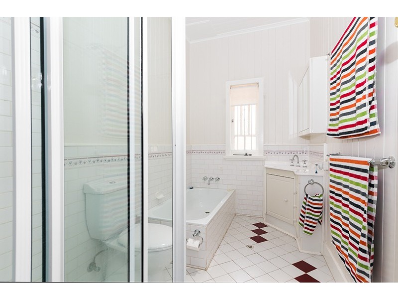 46 Verney Road West, Graceville QLD 4075