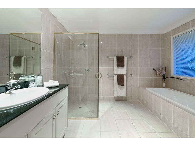122 Brookwater Drive, Brookwater QLD 4300