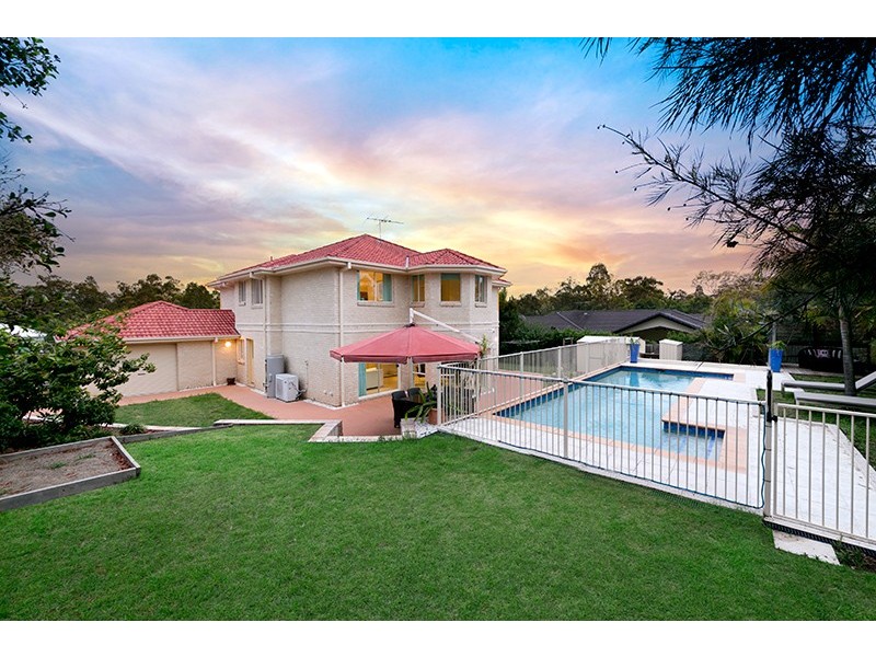 122 Brookwater Drive, Brookwater QLD 4300