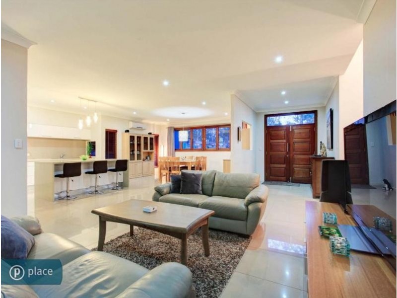 58 Gordon Circuit, Seventeen Mile Rocks QLD 4073