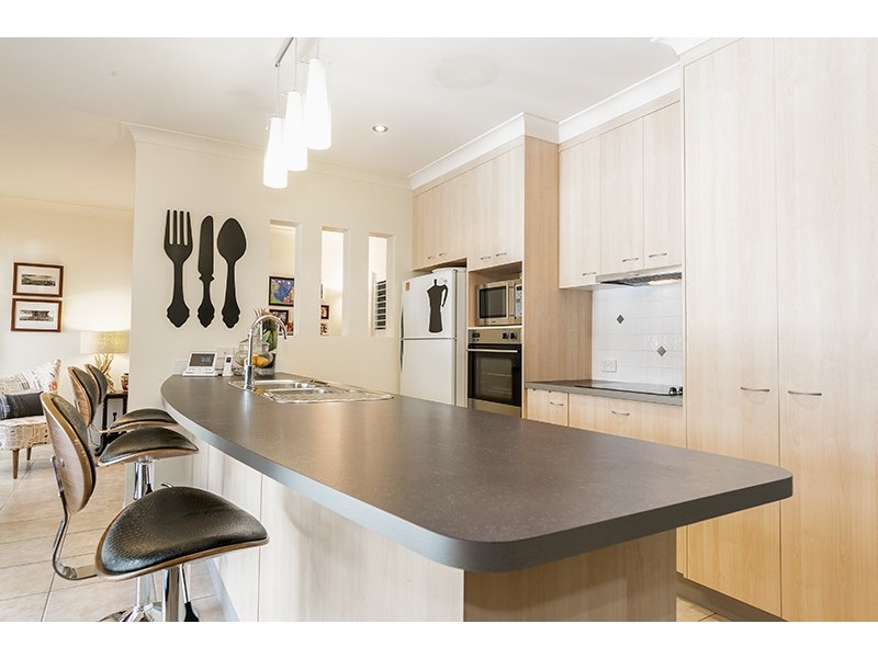 45 Brookeside Crescent, Seventeen Mile Rocks QLD 4073