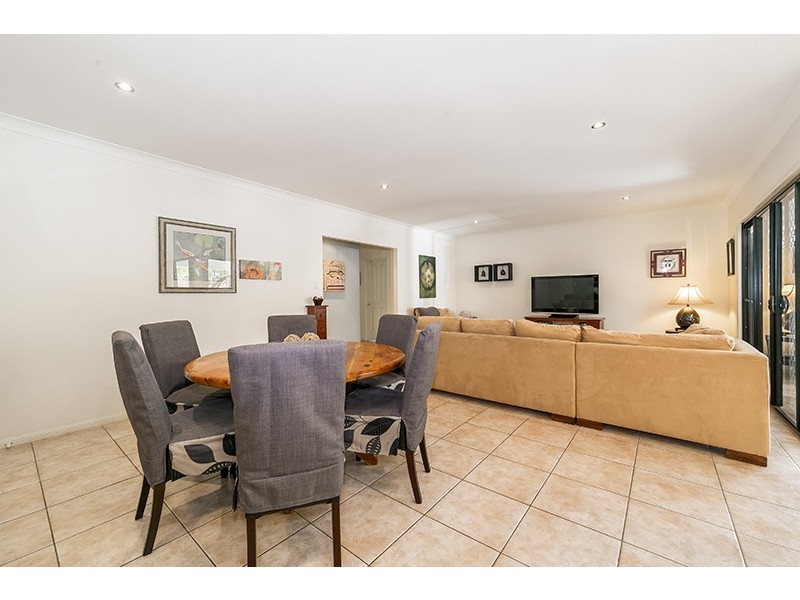 45 Brookeside Crescent, Seventeen Mile Rocks QLD 4073