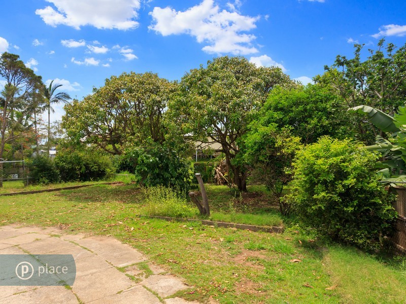 14 Eversley Terrace, Yeronga QLD 4104