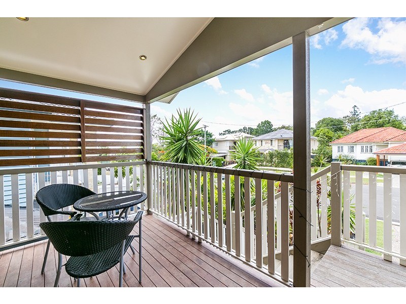 16 Collins Street, Corinda QLD 4075