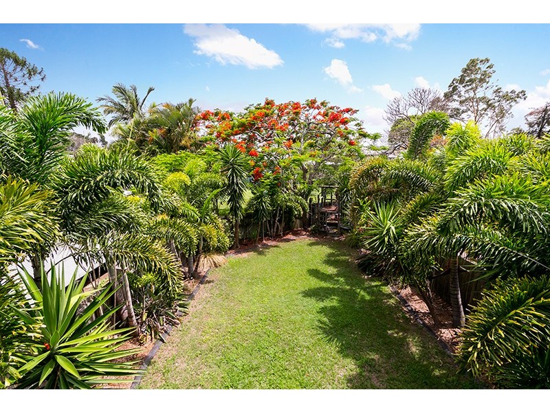 16 Collins Street, Corinda QLD 4075