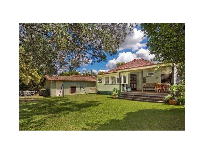 29 Sandon Street, Graceville QLD 4075