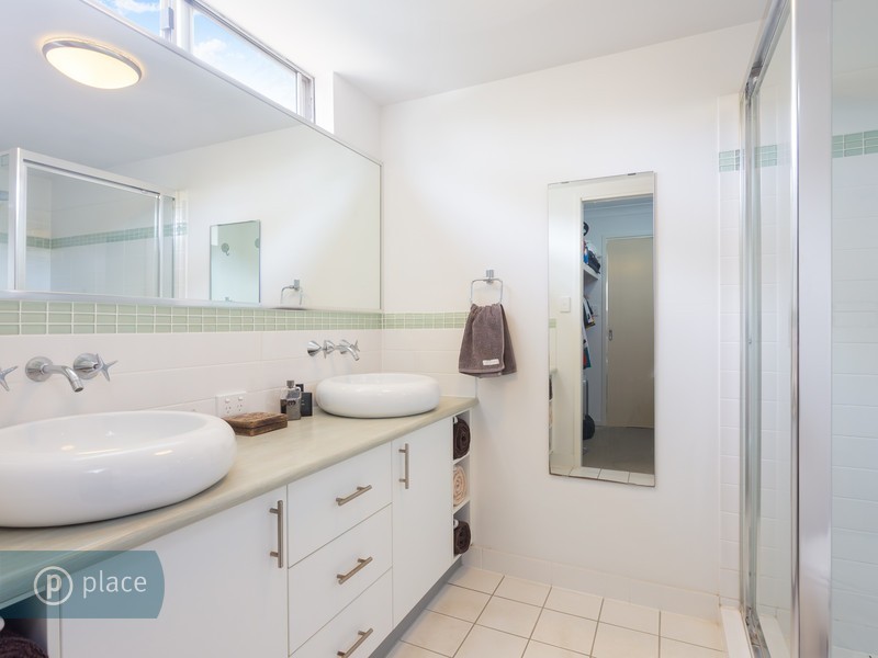 1/97 Primrose Street, Sherwood QLD 4075