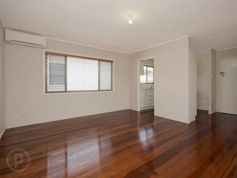 1/184 Strong Ave, Graceville QLD 4075