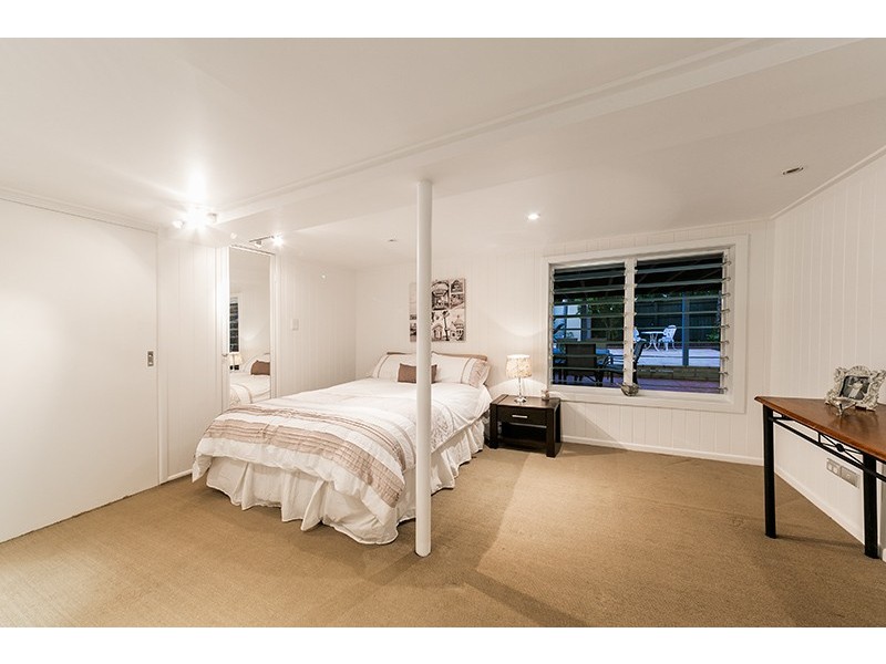 36 Verney Road West, Graceville QLD 4075