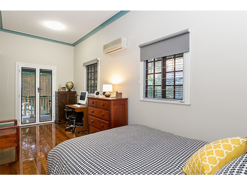 36 Verney Road West, Graceville QLD 4075